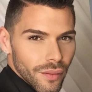 Meet your Posher, Daniel